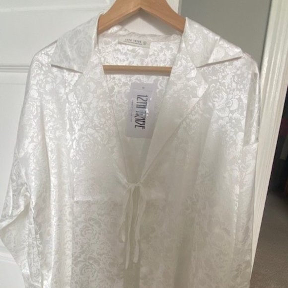 BNWT 12th Tribe Willow White Jacquard Tie Top (S) - Picture 2 of 4